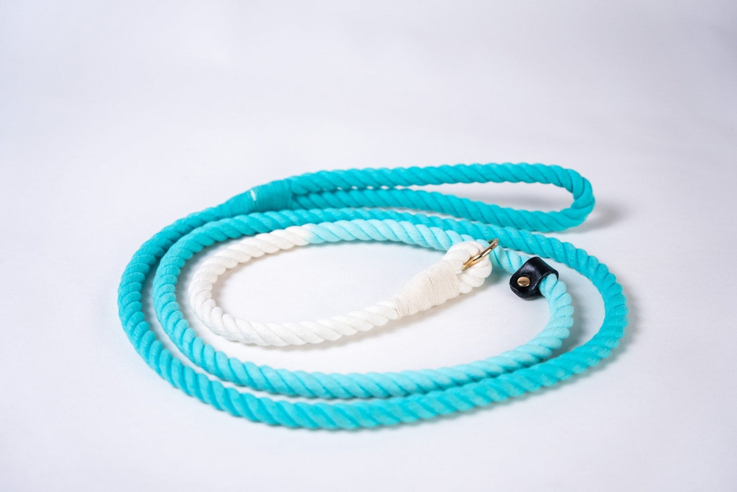 Slip Leashes || Gradient_Barkefella